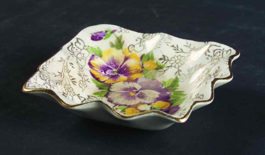 5022 Individual Nut Dish by James Kent (England)-1