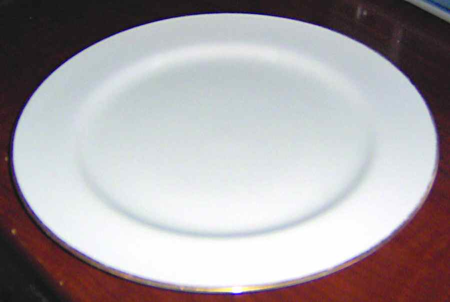 KRN7 Dinner Plate by Koran-1