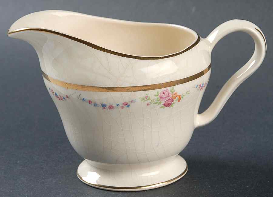 KNO841 Creamer by Edwin Knowles-1