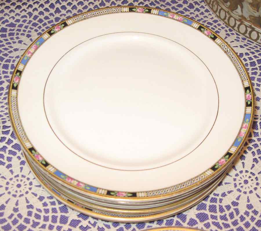 KTK109 Dinner Plate by Knowles, Taylor & Knowles-1