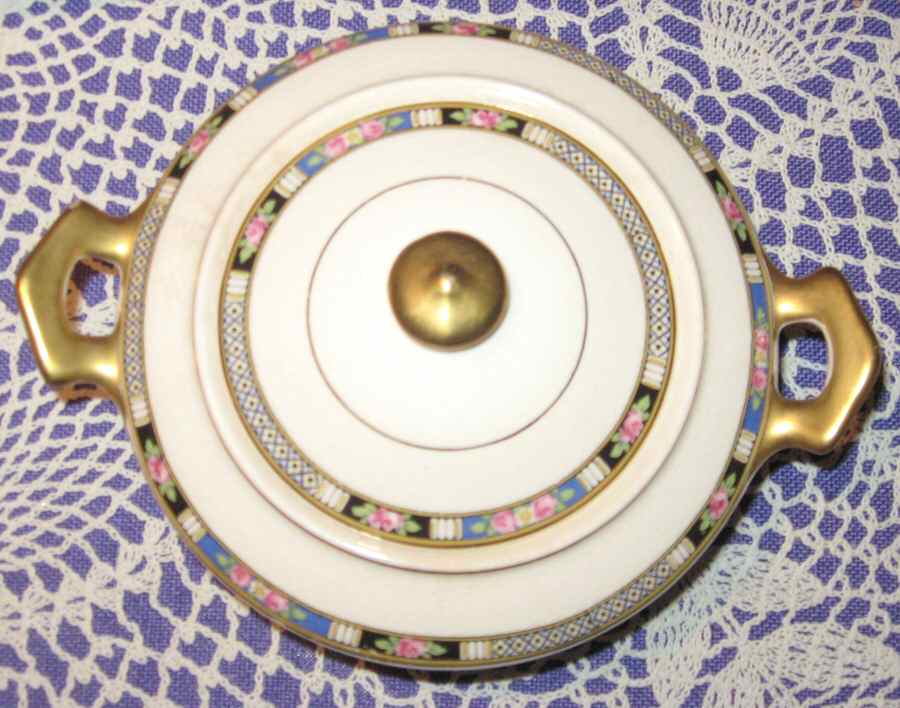 KTK109 Sugar Bowl & Lid by Knowles, Taylor & Knowles-1