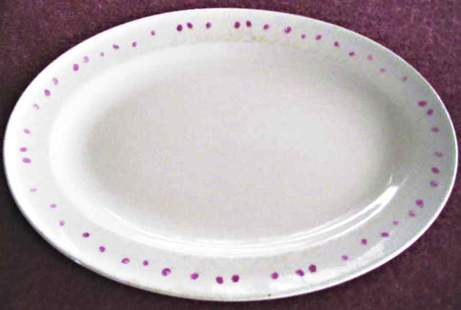 KNO842 12" Oval Serving Platter by Edwin Knowles-1