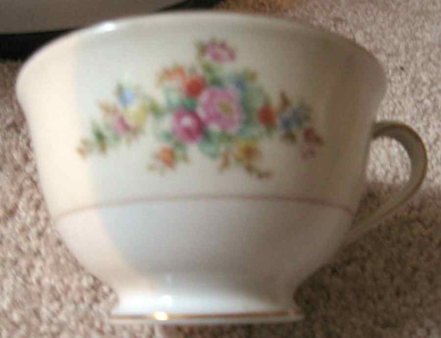 KON116 Footed Cup by Kongo-1