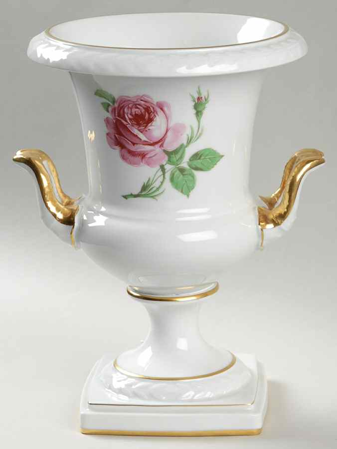 1531 9" Urn Shaped Vase by Kaiser-1