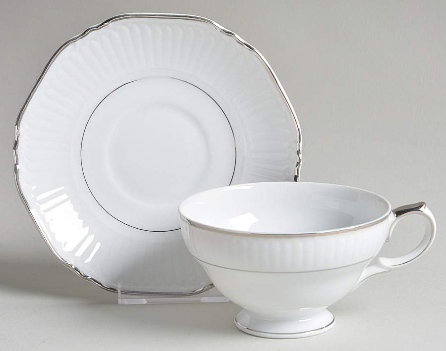 Jaqlyn Footed Cup & Saucer Set by Kimberly-1
