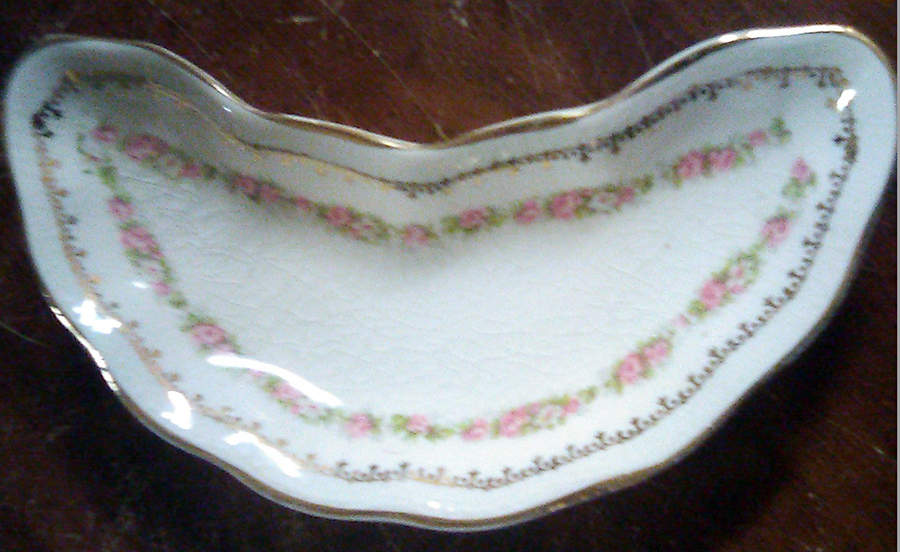 KNO875 Bone Dish by Edwin Knowles-1