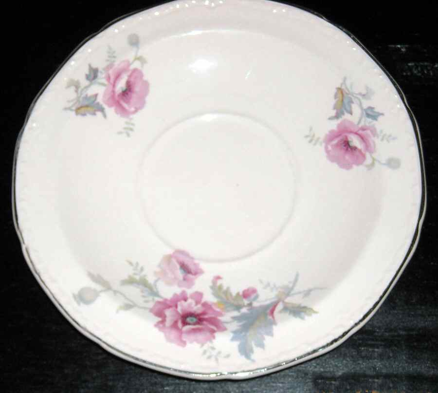 KNO885 Saucer by Edwin Knowles-1