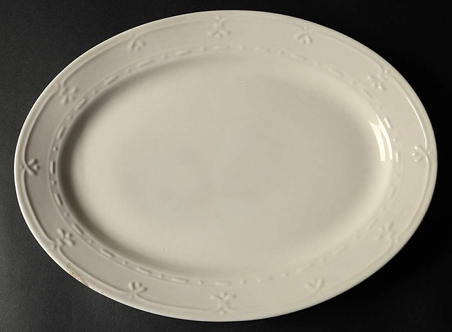Firenza Ivory 14" Oval Serving Platter by Kennex Group (China)-1