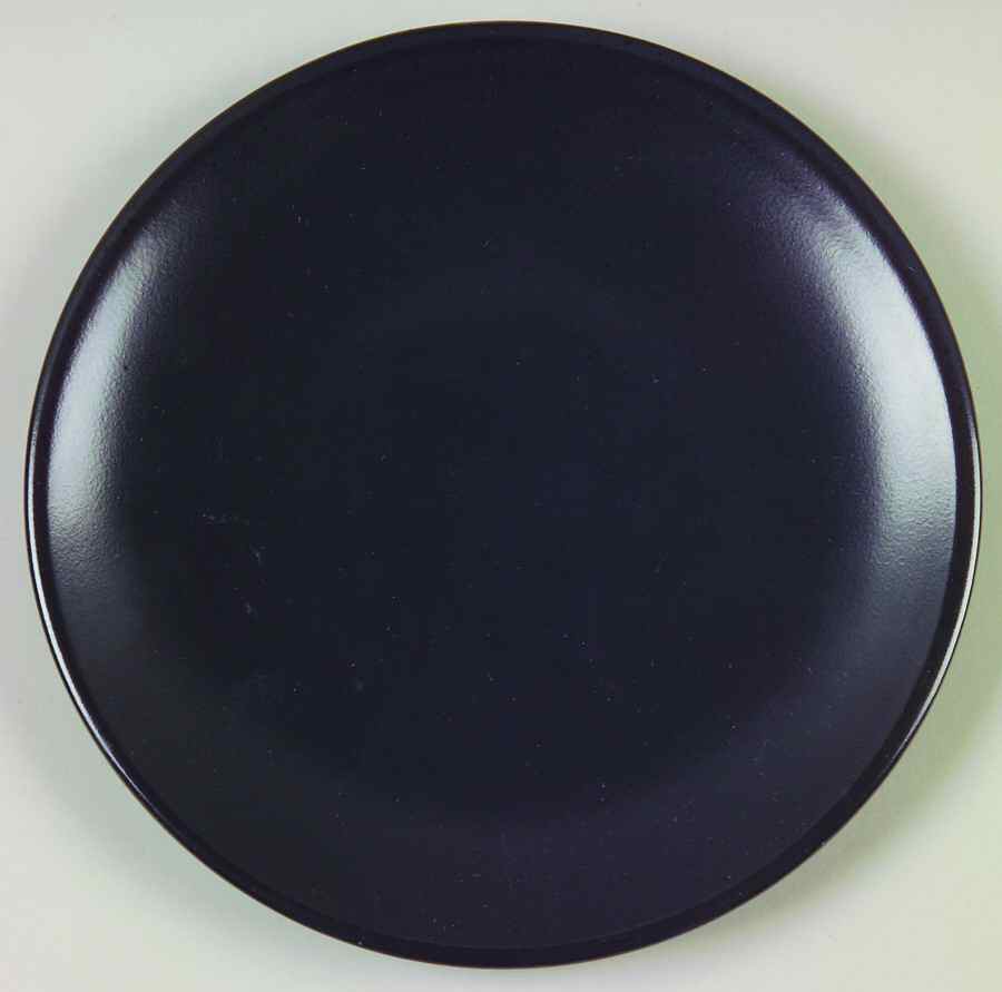 Chic Er By the Dozen Black Canape Plate by Kenneth Cole Reaction-1
