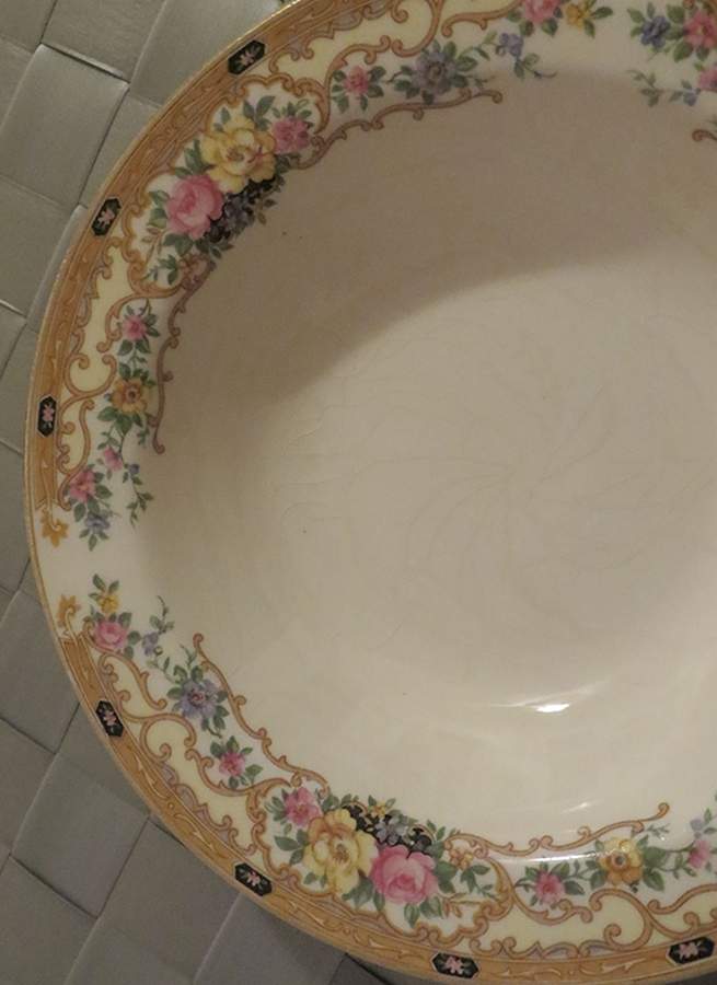KNO899 Rim Soup Bowl by Edwin Knowles-1