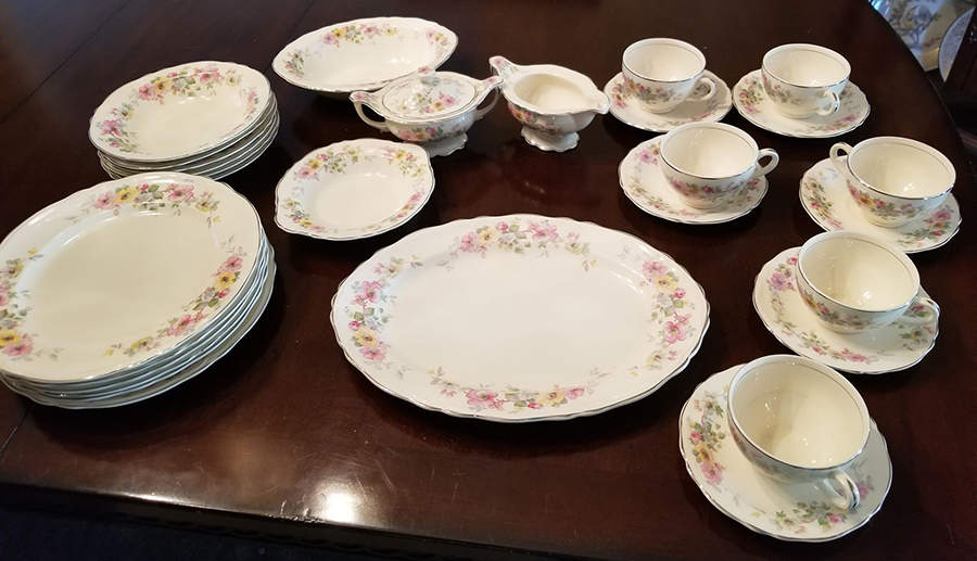 274E11 Creamer by Edwin Knowles-1