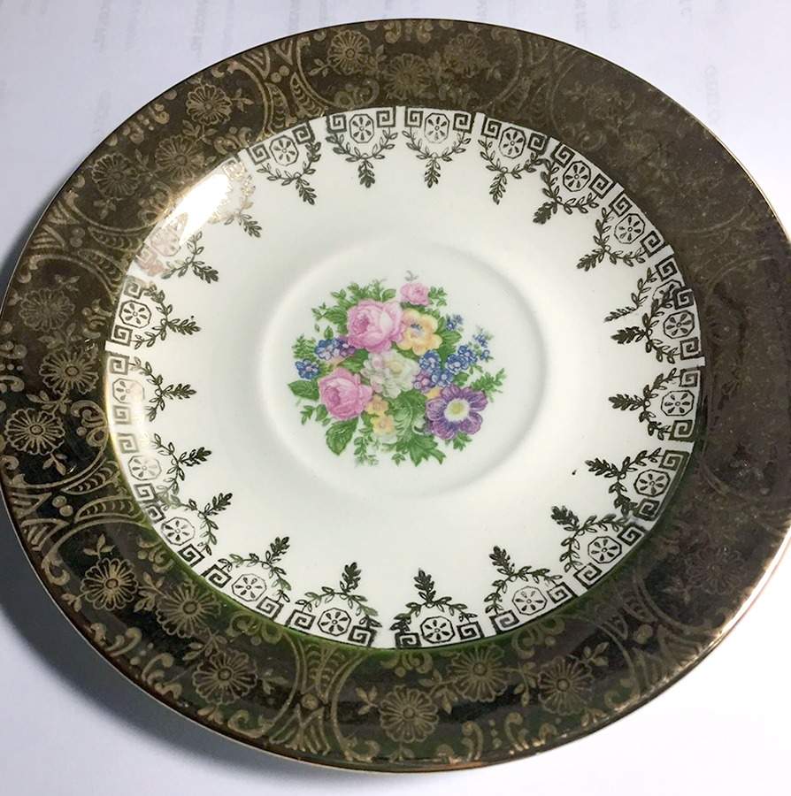 KNO903 Saucer by Edwin Knowles-1