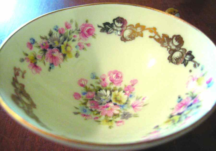 1838 Footed Cup by Kaiser-1