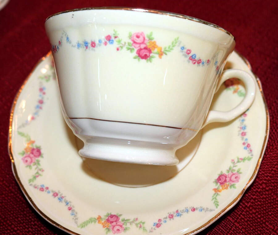 KNO914 Footed Cup & Saucer Set by Edwin Knowles-1