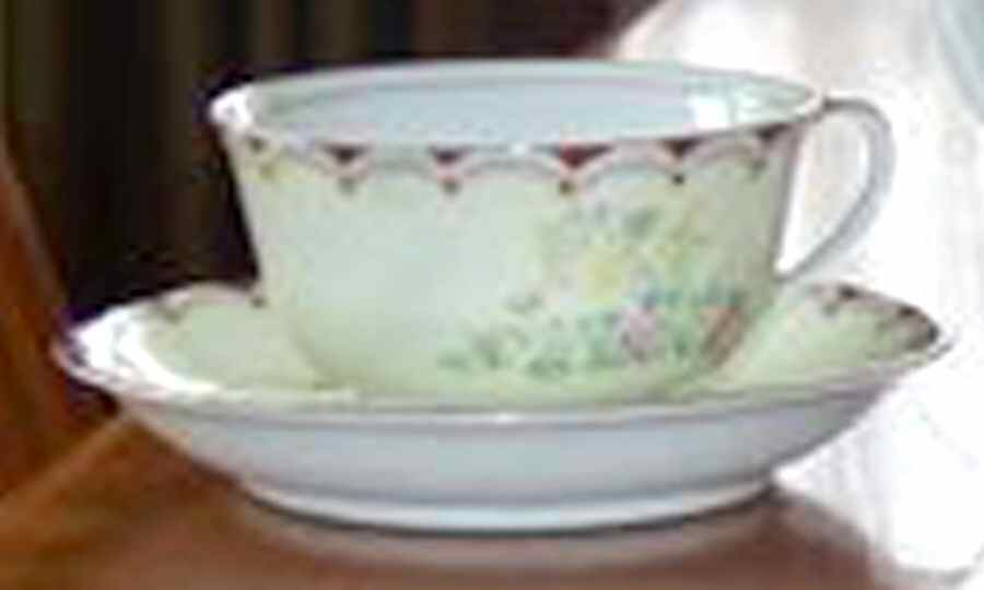 KRE24 Footed Cup & Saucer Set by Krescent (Japan)-1