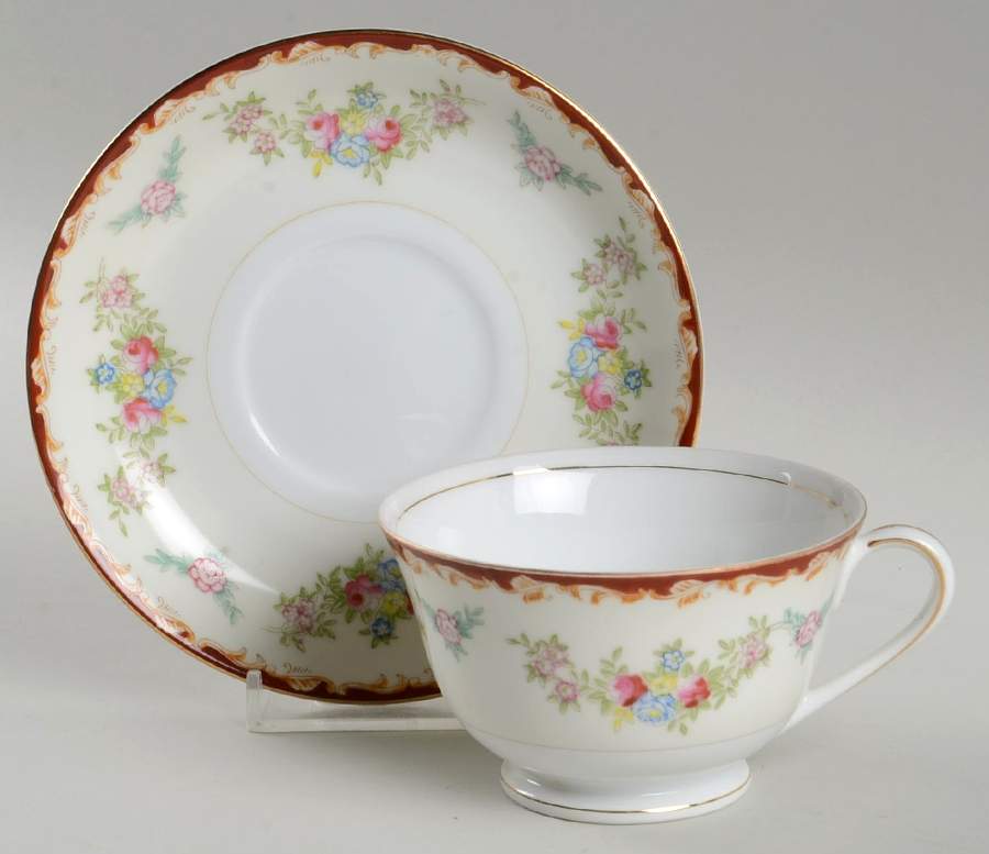 KON122 Footed Cup & Saucer Set by Kongo-1