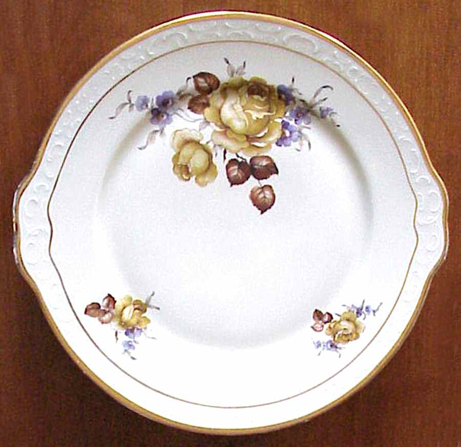 KPM198 Handled Cake Plate by KPM-1