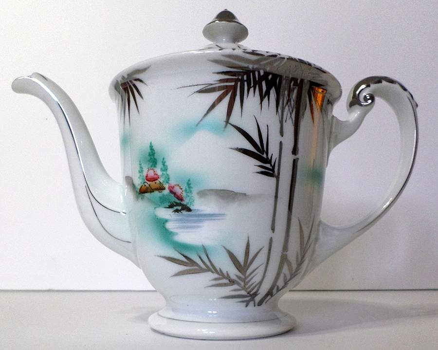 KUT234 Teapot & Lid by Kutani-1