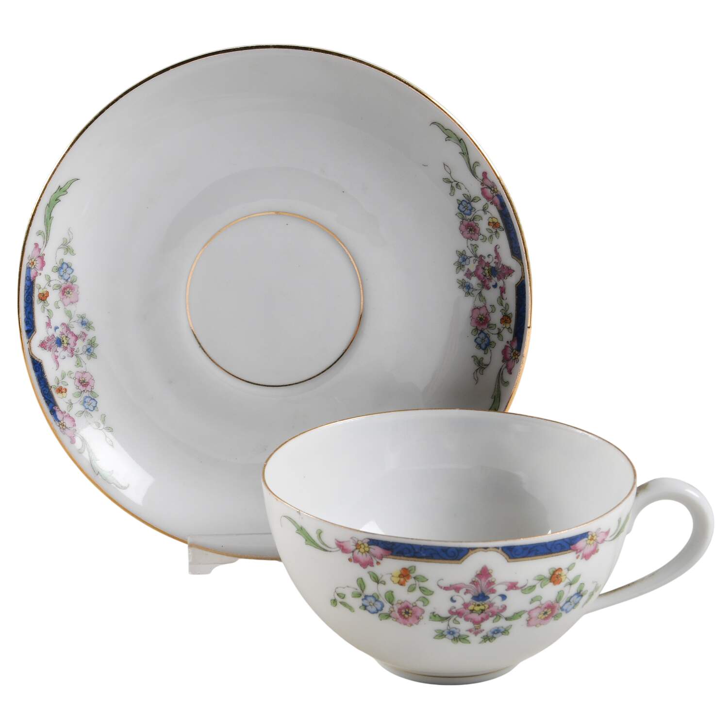 KOE19 Flat Cup & Saucer Set by Koenigszelt-1
