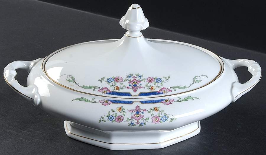 KOE19 Oval Covered Vegetable by Koenigszelt-1