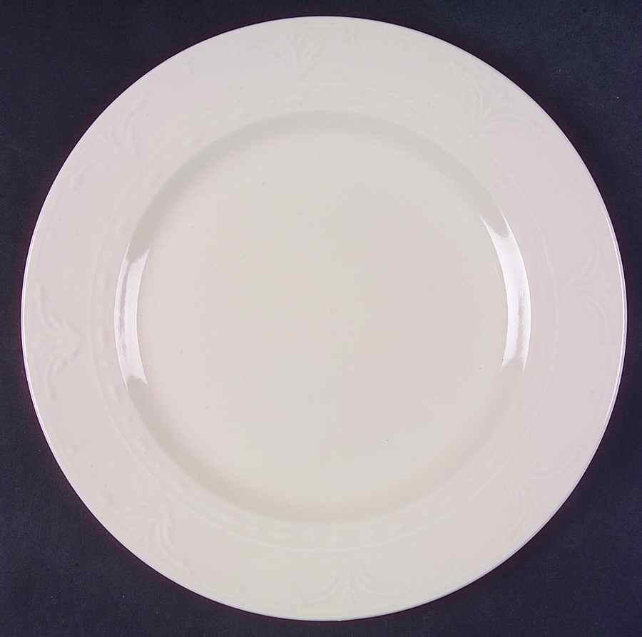 Florence Ivory Dinner Plate by Kennex Group (China)-1