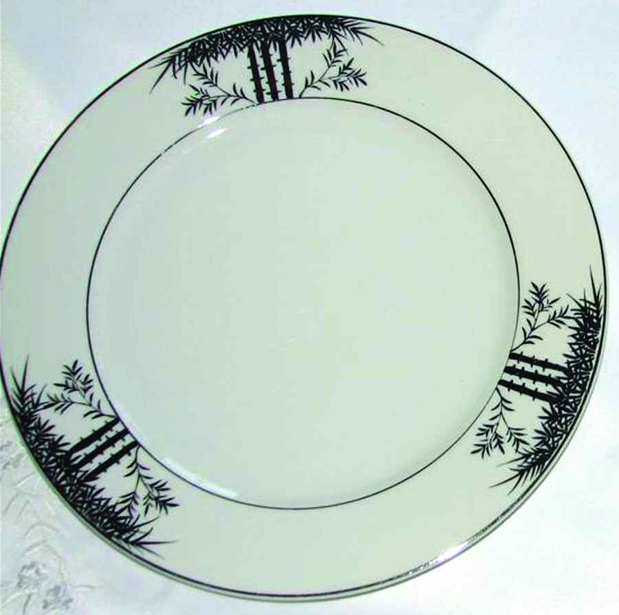 KUT237 Dinner Plate by Kutani-1