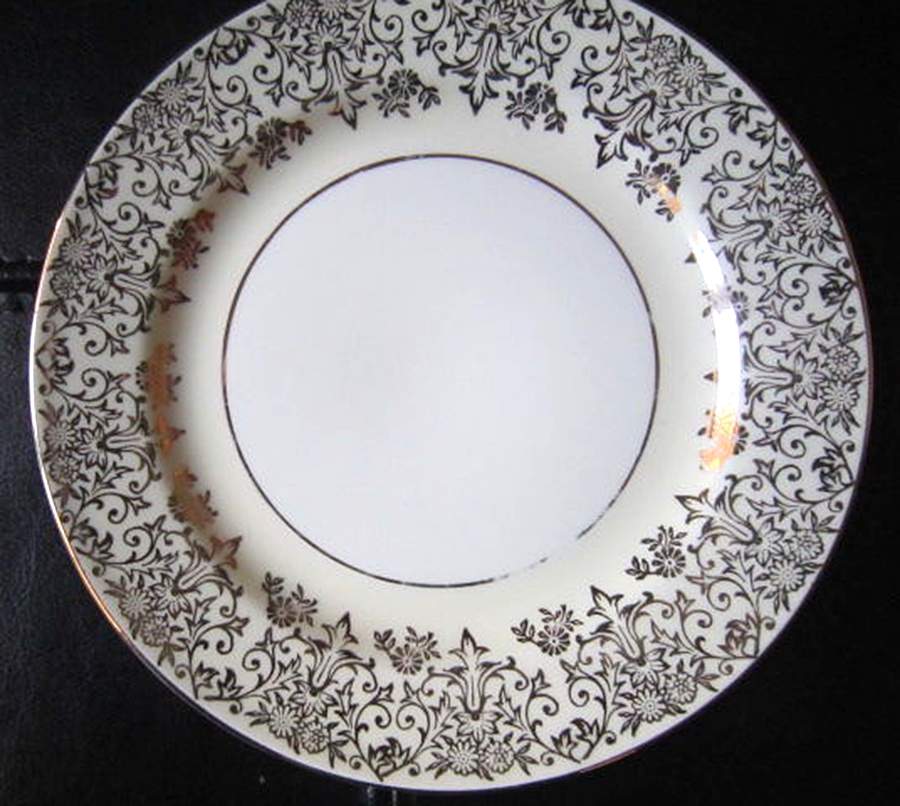KNO937 Bread & Butter Plate by Edwin Knowles-1