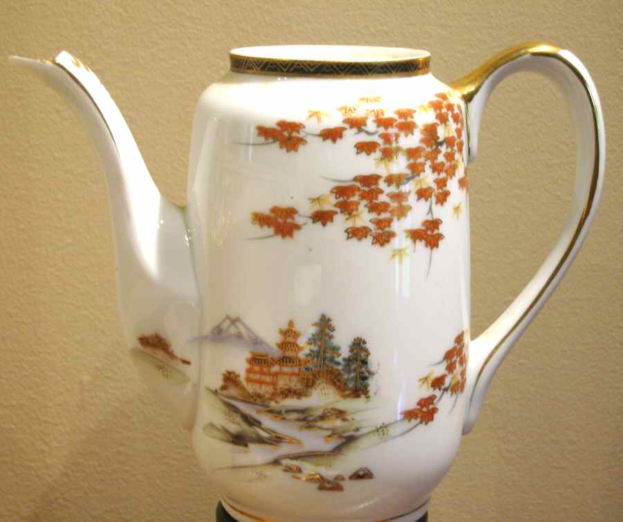 KUT240 Coffee Pot No Lid by Kutani-1