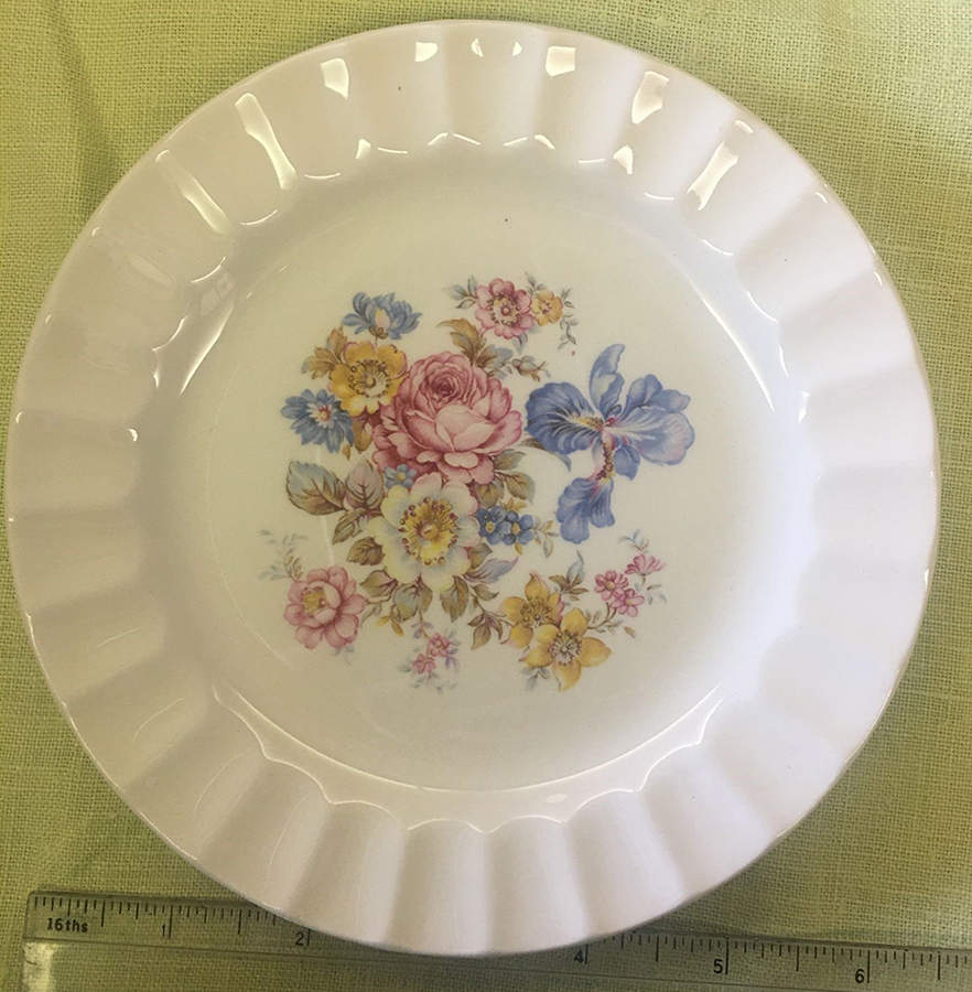 KNO943 Bread & Butter Plate by Edwin Knowles-1