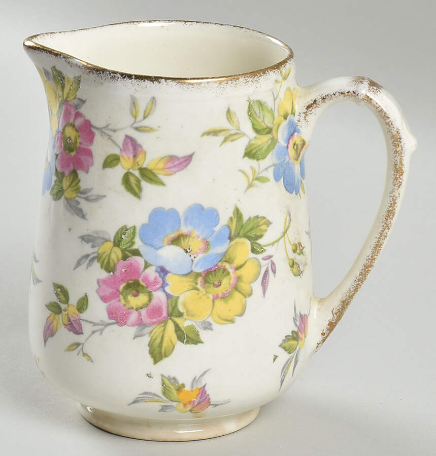 3091 Creamer by James Kent (England)-1