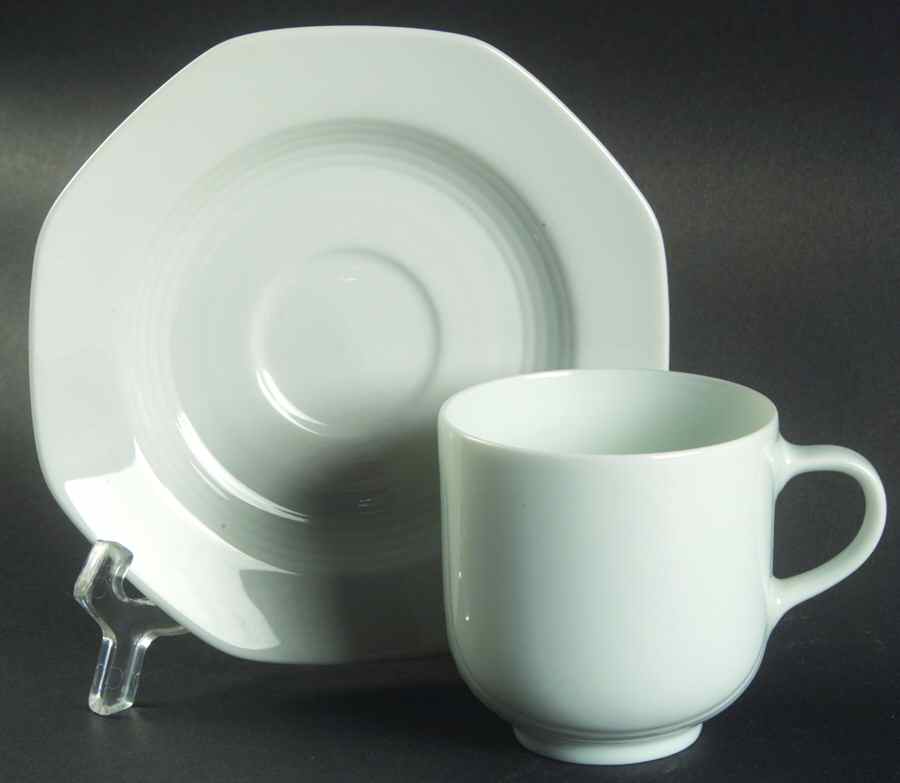 KAI13 Flat Cup & Saucer Set by Kaiser-1