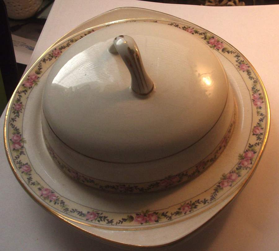 KTK139 Round Covered Butter by Knowles, Taylor & Knowles-1