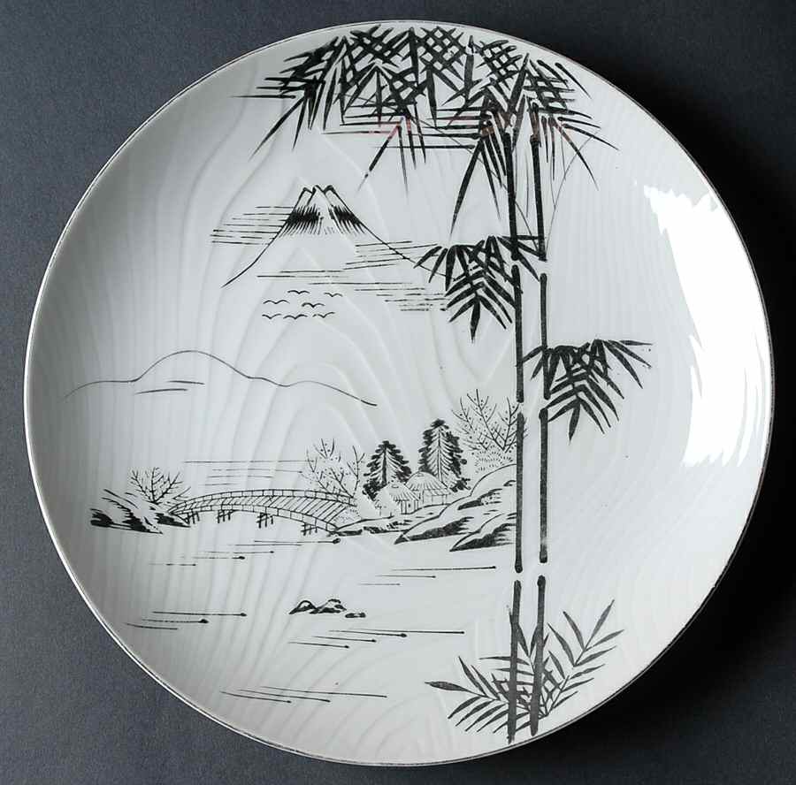 KUT250 Dinner Plate by Kutani-1