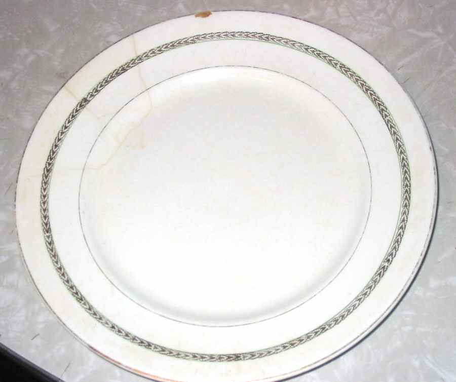 KNO985 Dinner Plate by Edwin Knowles-1