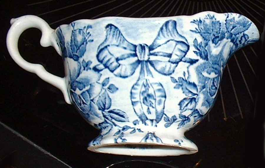 Garland Blue Individual Creamer by James Kent (England)-1