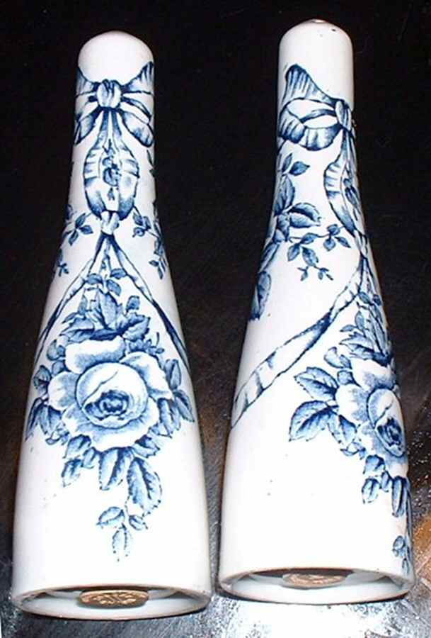 Garland Blue Salt & Pepper Set by James Kent (England)-1