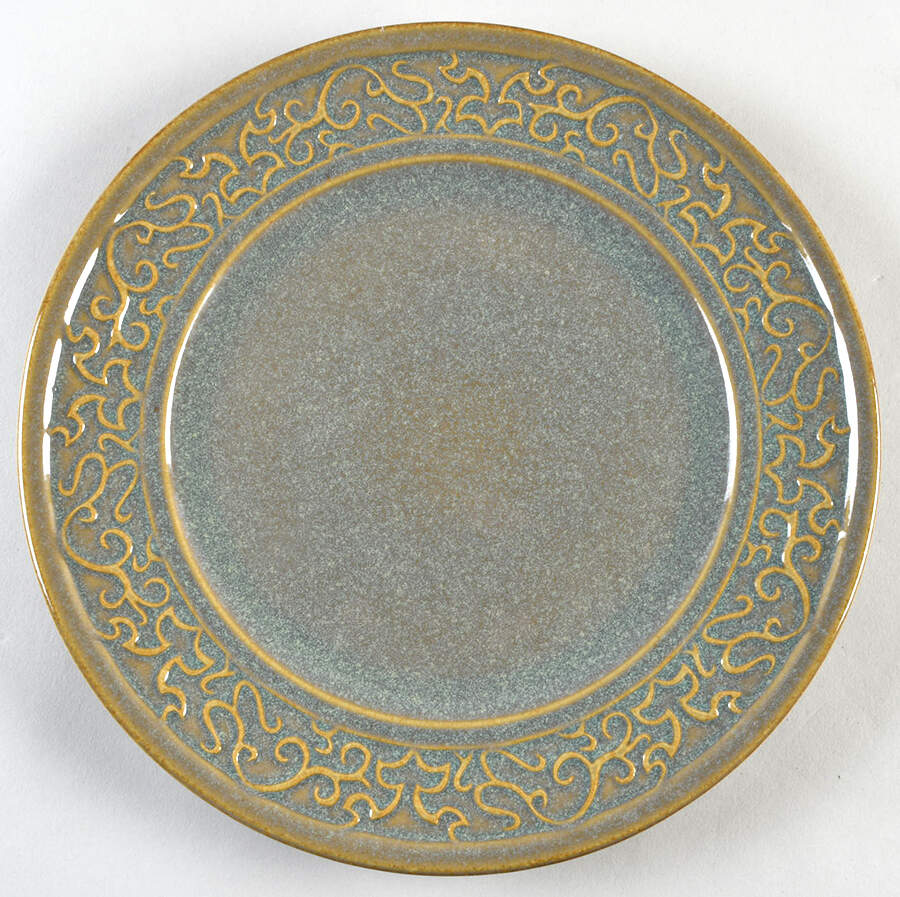 Basque Scroll Moss Dinner Plate by Kay Unger-1