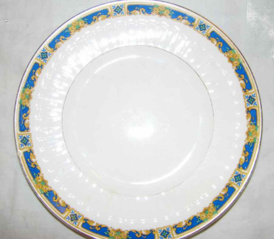 KNO996 Dinner Plate by Edwin Knowles-1