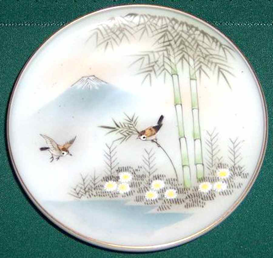 KUT269 Salad/Dessert Plate by Kutani-1