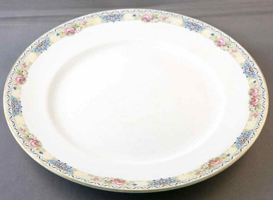 KTK162 Dinner Plate by Knowles, Taylor & Knowles-1