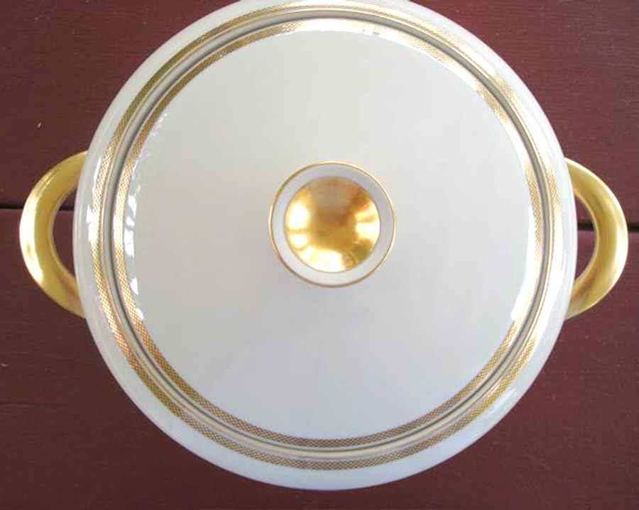 0406 Round Covered Vegetable by KPM-1