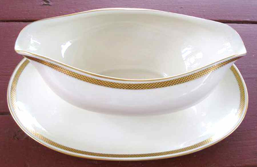 0406 Gravy Boat with Attached Underplate by KPM-1