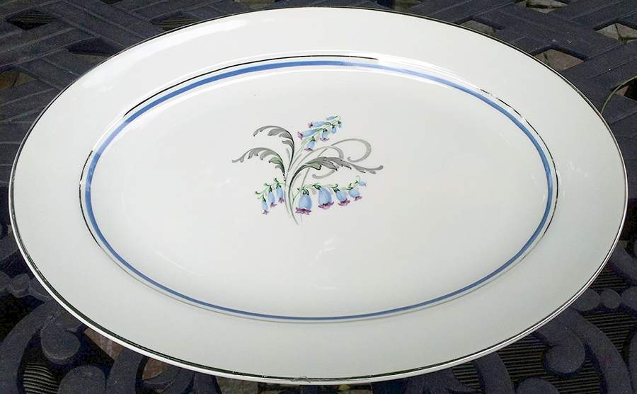 Gripsholm 15" Oval Serving Platter by Edwin Knowles-1