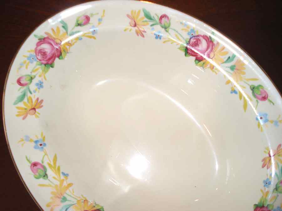 KNO1014 9" Oval Vegetable Bowl by Edwin Knowles-1
