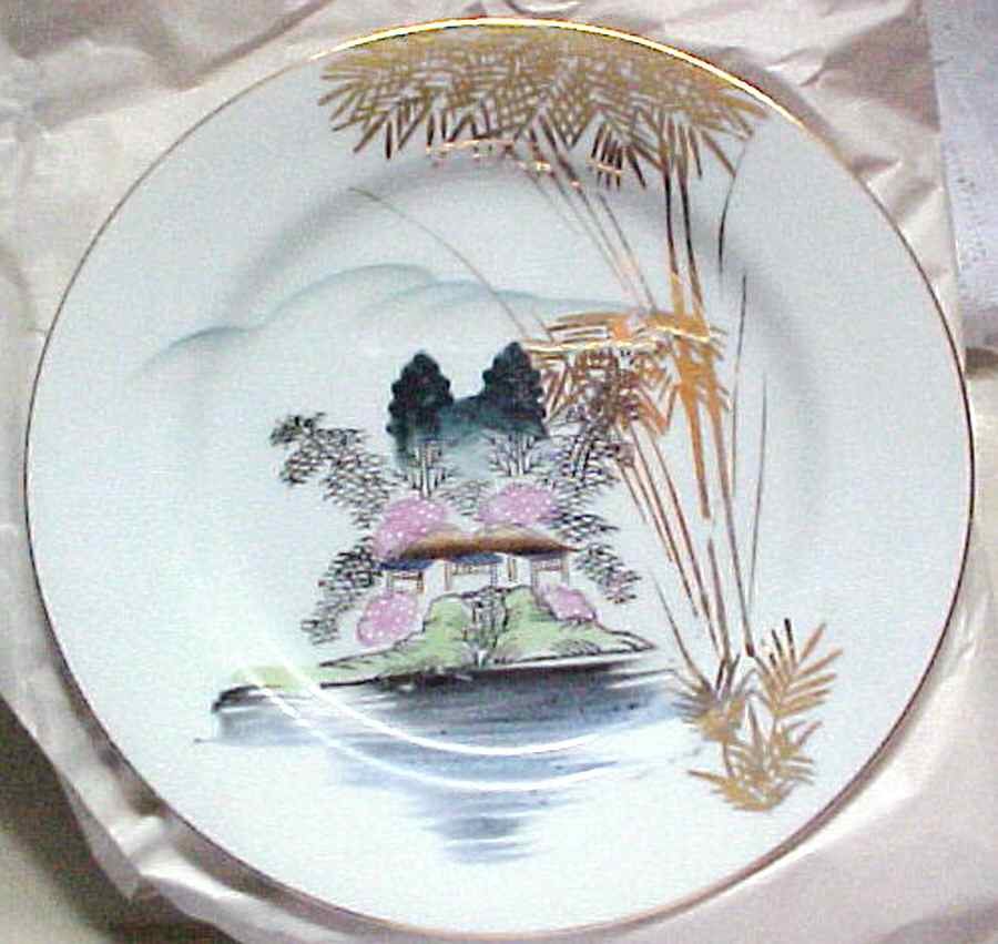 KUT279 Dinner Plate by Kutani-1