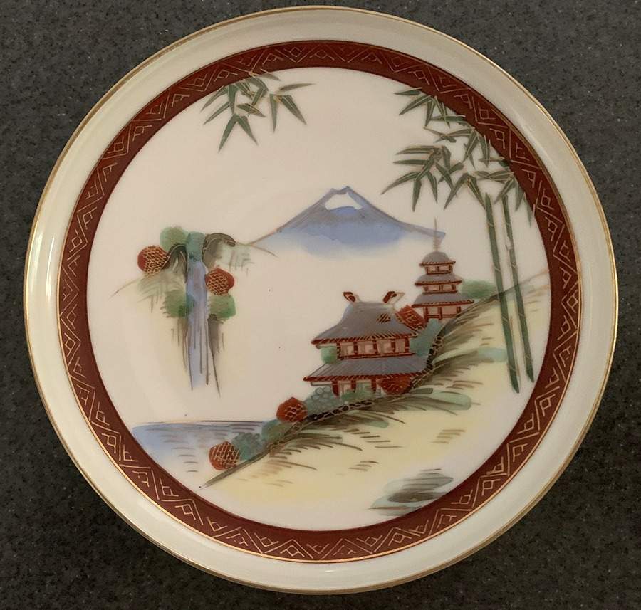 KUT282 Saucer by Kutani-1