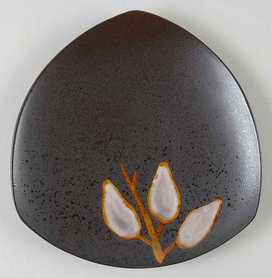 KFH6 Triangular Salad Plate by Kafuh-1