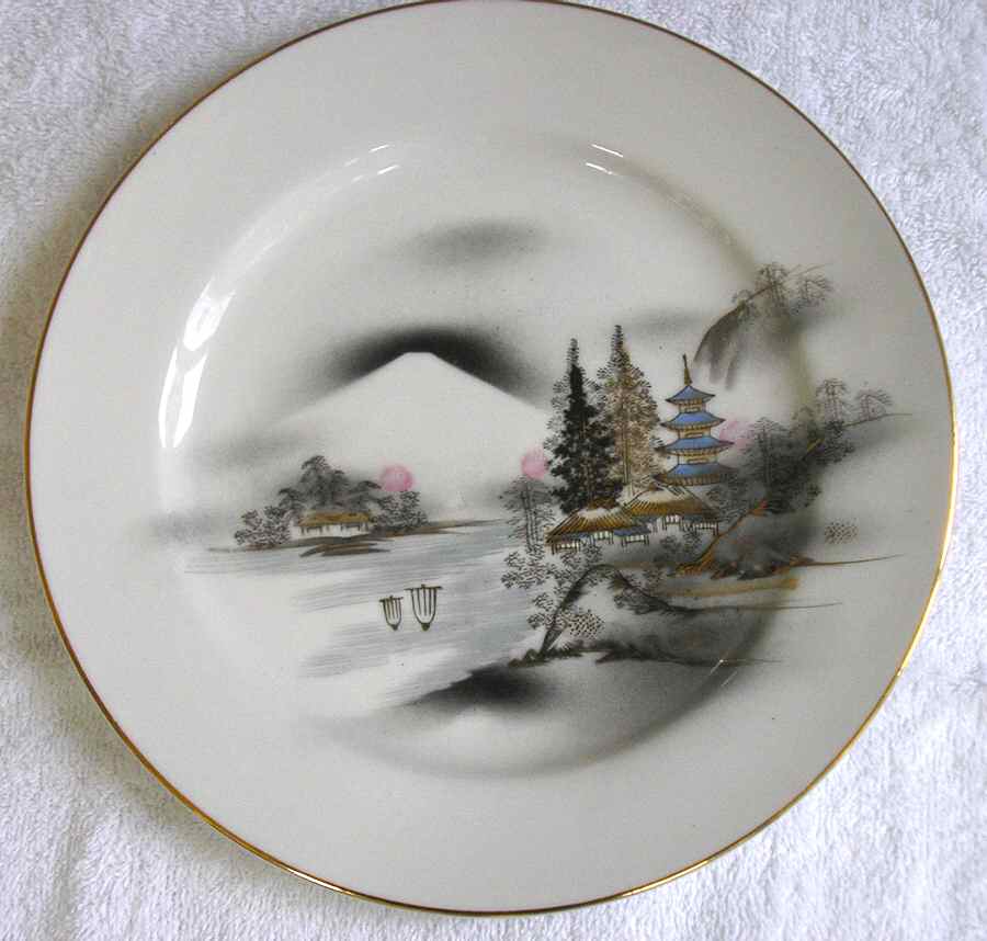 KUT283 Dinner Plate by Kutani-1