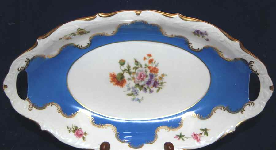 KHL84 13" Oval Vegetable Bowl by Kahla-1