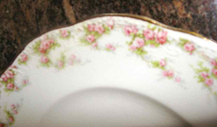 KTK175 Dinner Plate by Knowles, Taylor & Knowles-1